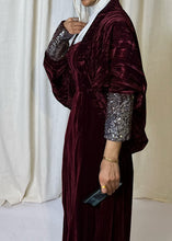 Load image into Gallery viewer, Puffy
