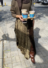 Load image into Gallery viewer, Drapped
