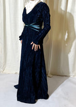 Load image into Gallery viewer, Wrapped
