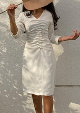 Load image into Gallery viewer, Elegant dress
