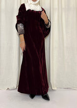 Load image into Gallery viewer, Puffy
