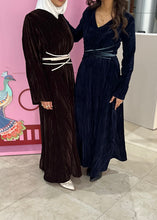 Load image into Gallery viewer, Wrapped
